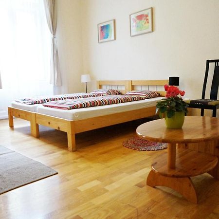 Smile-Inn Budapest Exterior photo